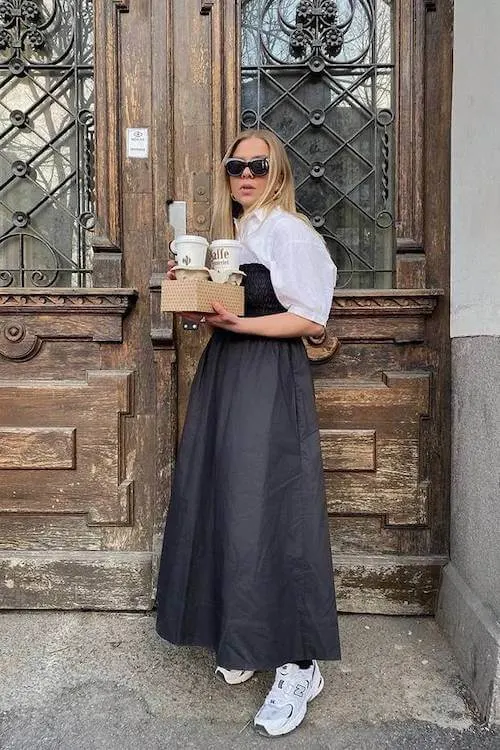 business casual work outfit ideas with sneakers women