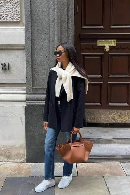 business casual work outfit ideas with sneakers women