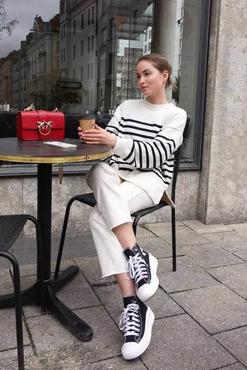 business casual work outfit ideas with sneakers women