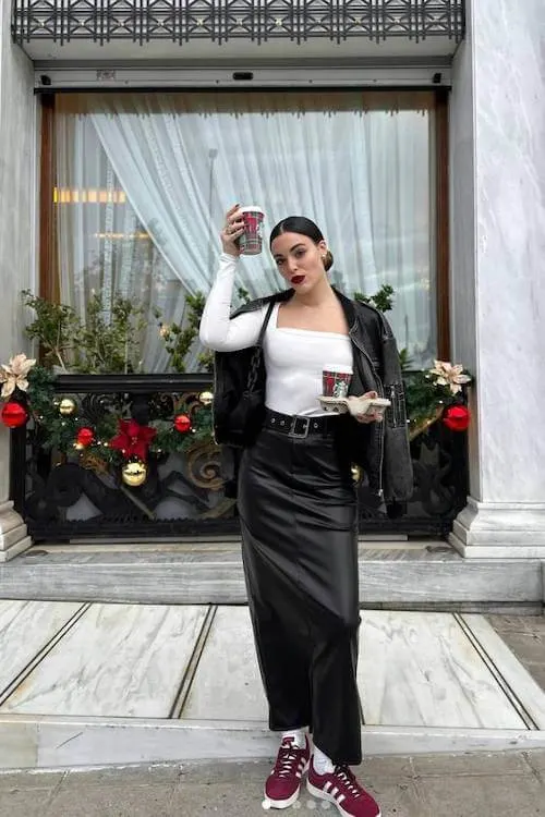 business casual work outfit ideas with sneakers women