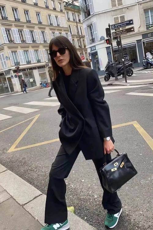 business casual work outfit ideas with sneakers women