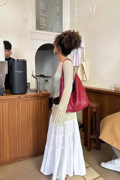 chic long skirt outfit ideas for women