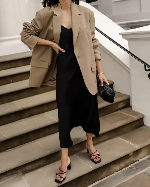 chic neutral outfits