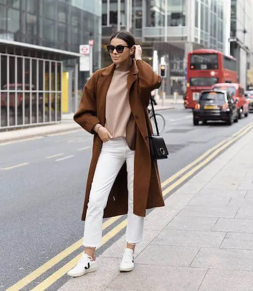 chic neutral outfits