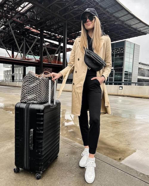 fall chic travel outfits