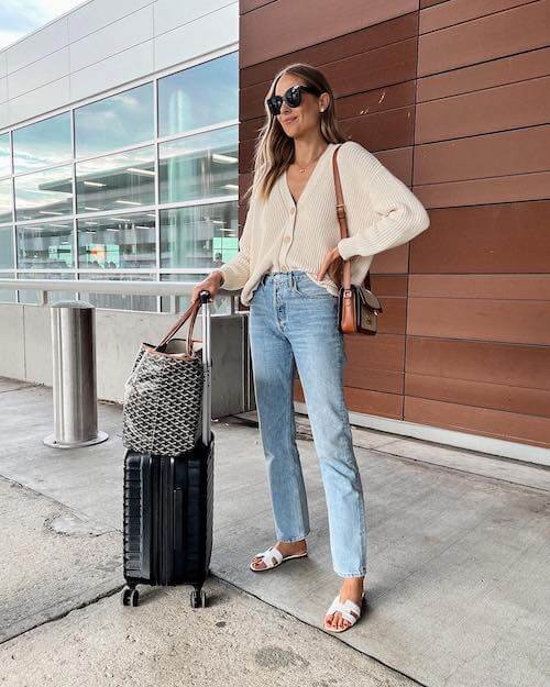 chic travel outfits with cardigan