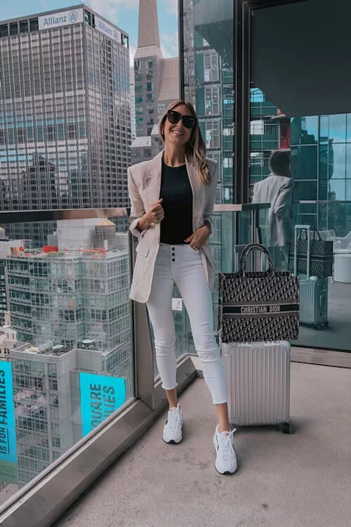 what to wear to business travel for women
