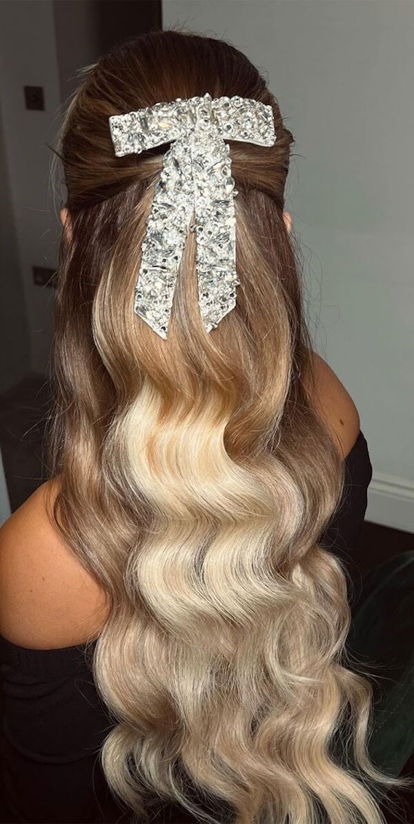 Sparkly Rhinestone Bow Hairstyle