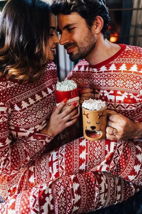 christmas photography ideas for couples