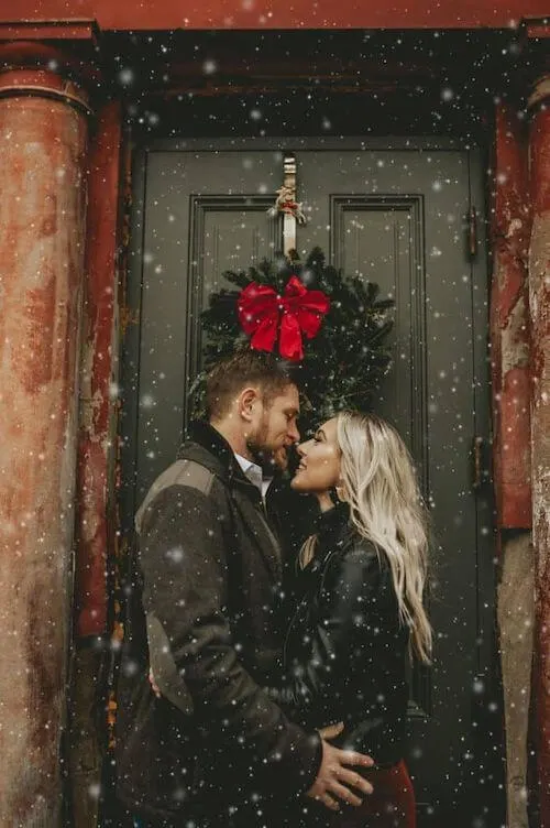 christmas photography ideas for couples