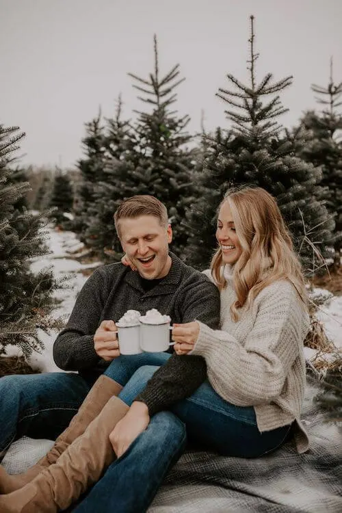 christmas photography ideas for couples