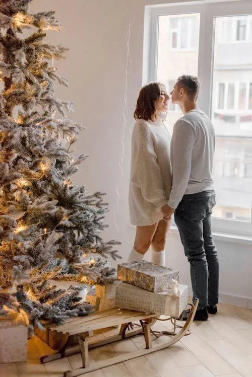 christmas photography ideas for couples