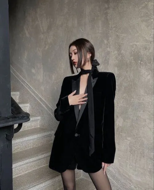 black velvet blazer outfit and black tights