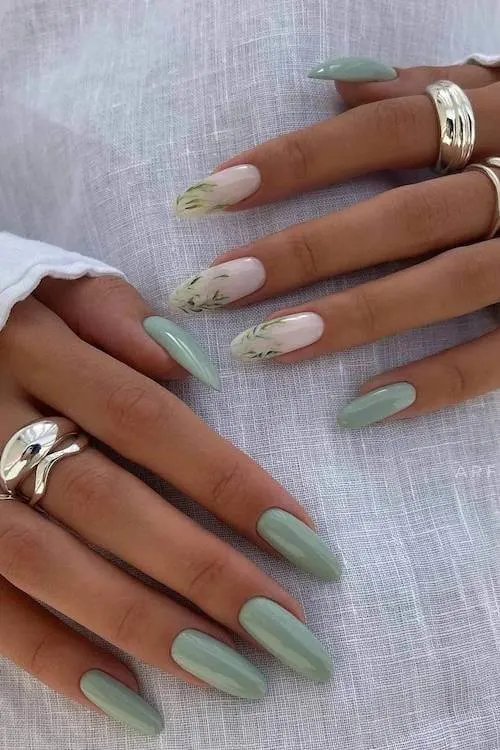 classy spring nails