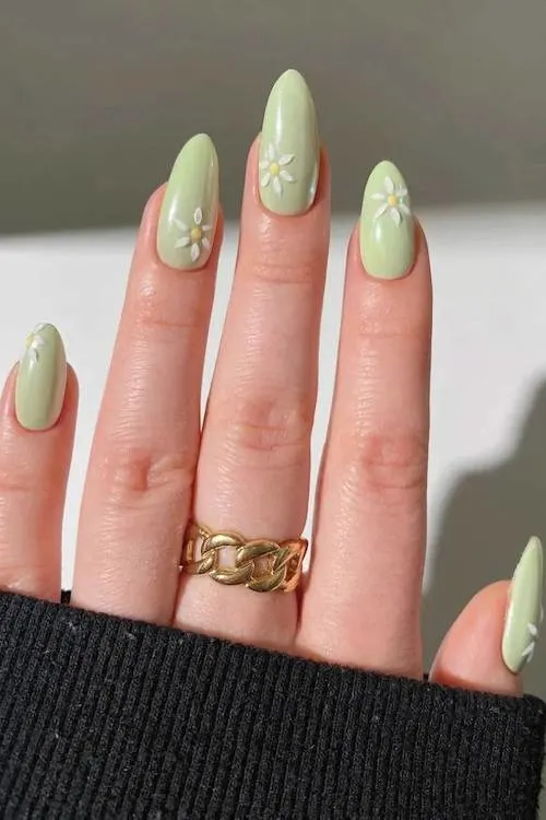 classy spring nails