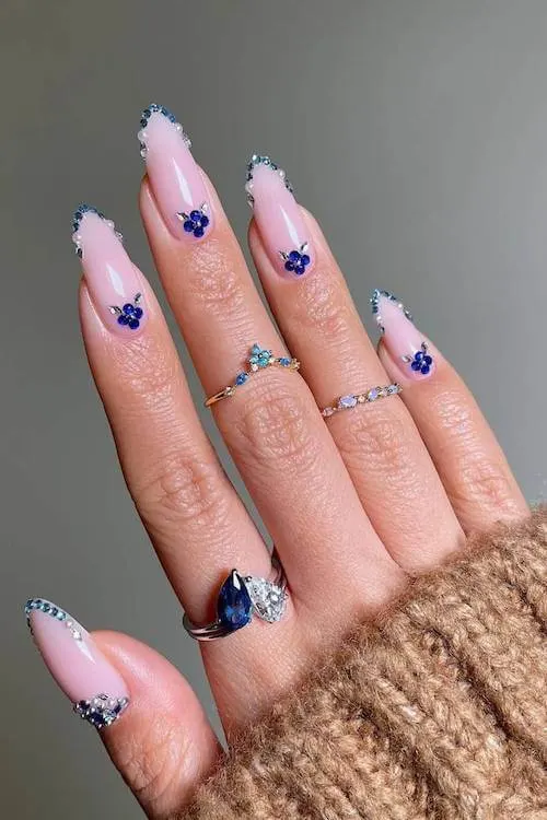 classy spring nails