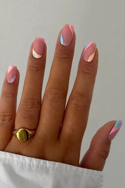 classy summer nails