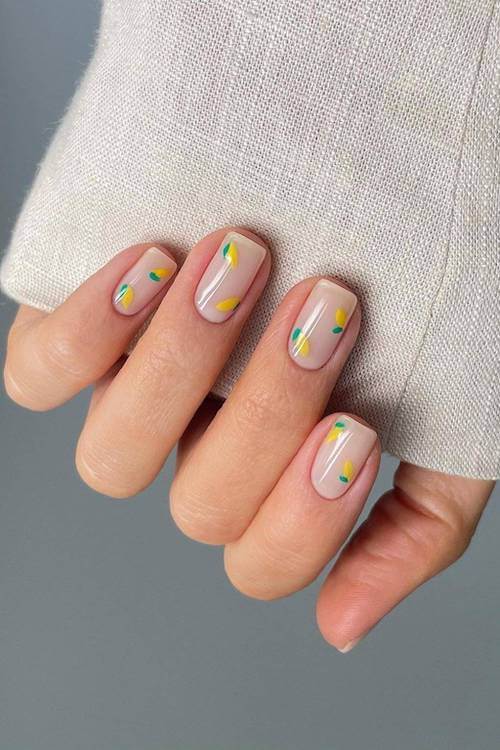 classy summer nails