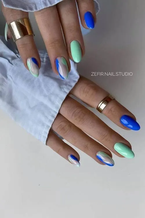 classy summer nails