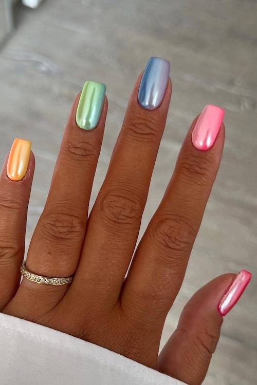 classy summer nails