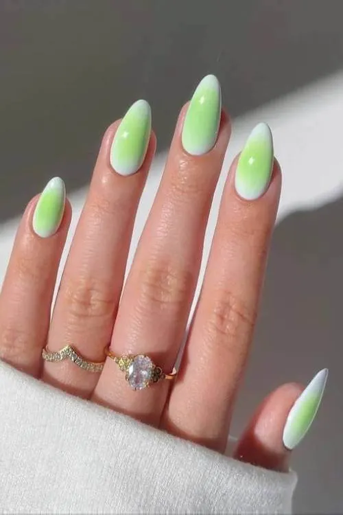 classy summer nails