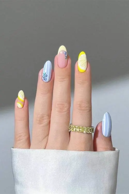 classy summer nails