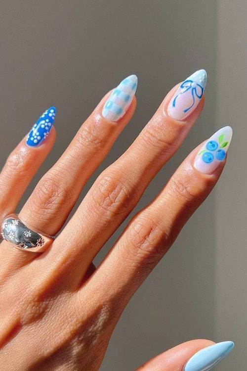 classy summer nails
