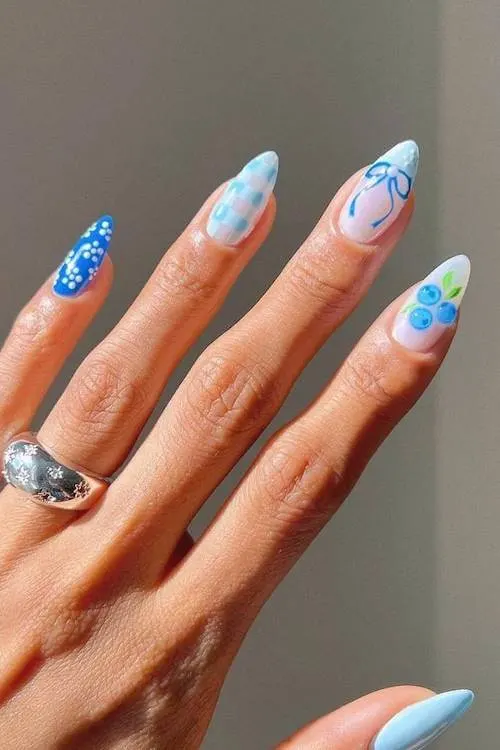 classy summer nails