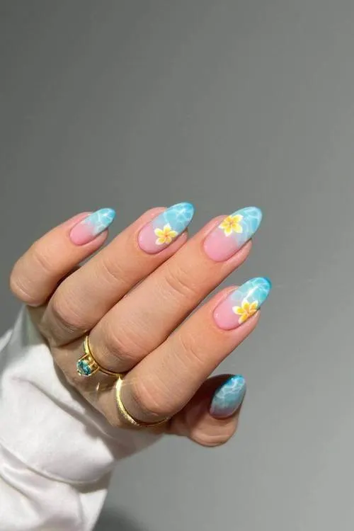 classy summer nails