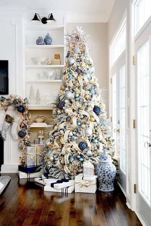 white and blue coastal christmas tree ideas