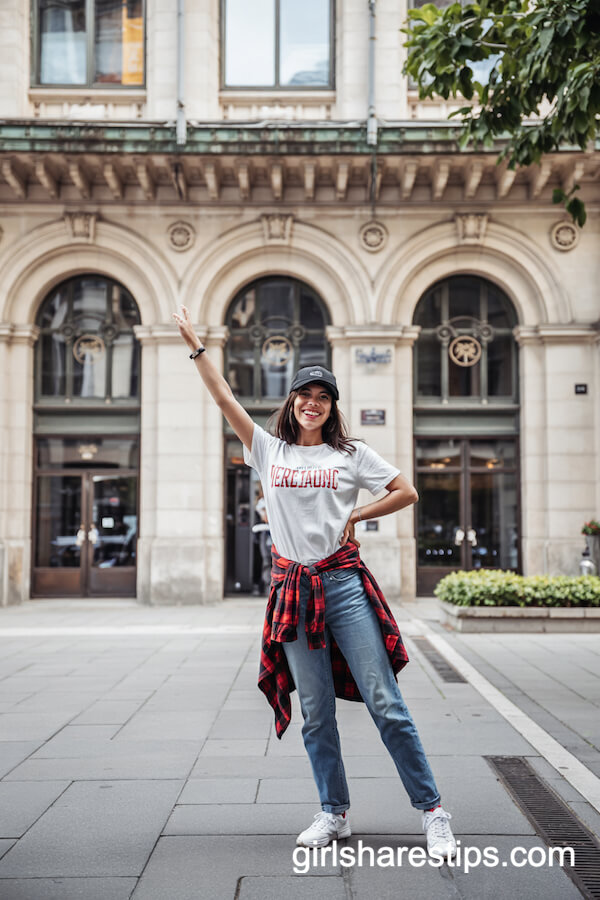 Classic Tee, Jeans & Plaid Around Waist