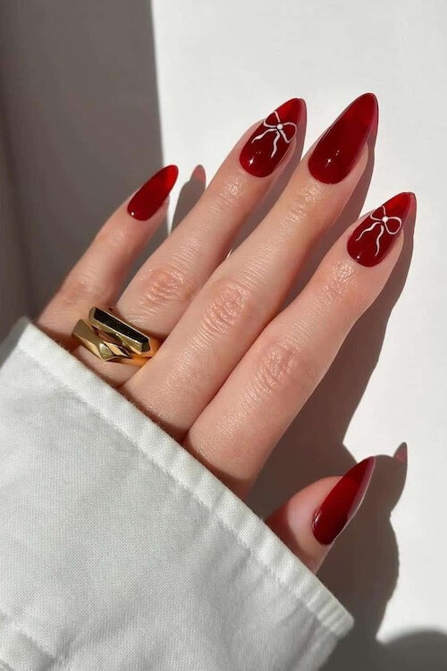 coquette nails