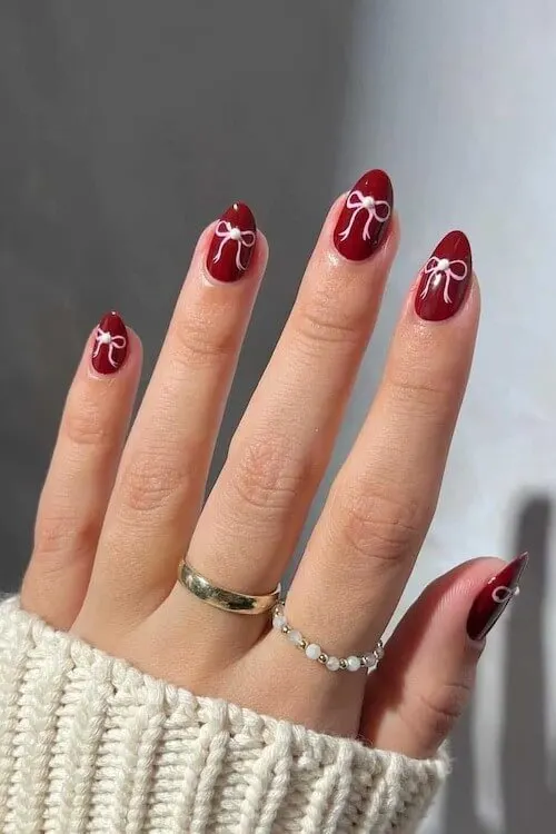 coquette nails