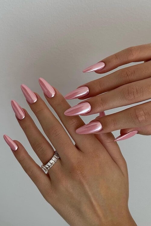 coquette nails