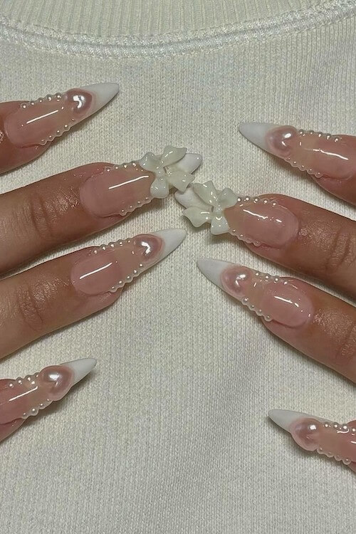 coquette nails