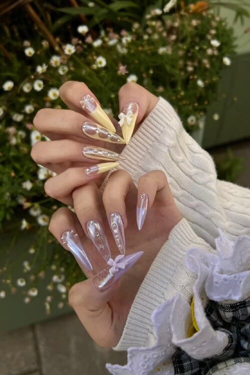 coquette nails