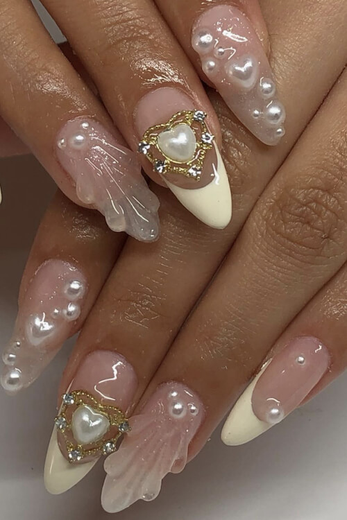 coquette nails