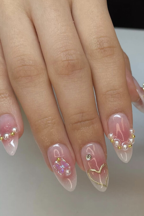 coquette nails