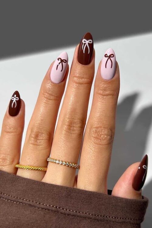 coquette nails