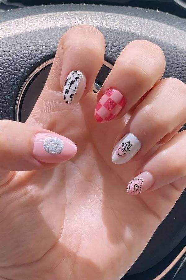 Country Concert Mix and Match Nails