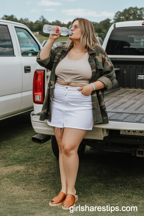 White Skorts, Tank Top, Camouflage Jacket, Slip-On Mules