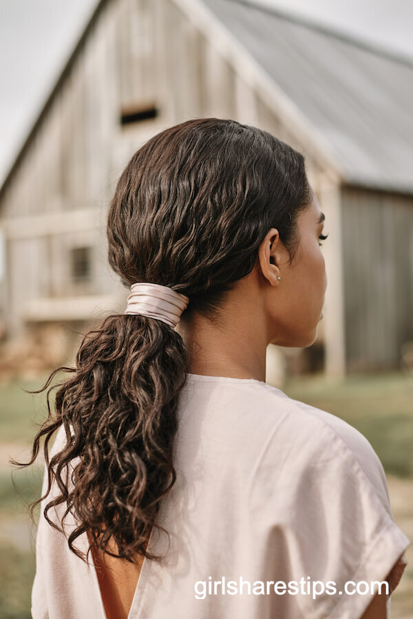 Sleek Mid-Height Ponytail Wrap