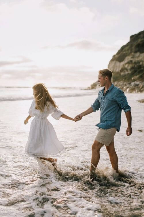 couple photoshoot outfit beach