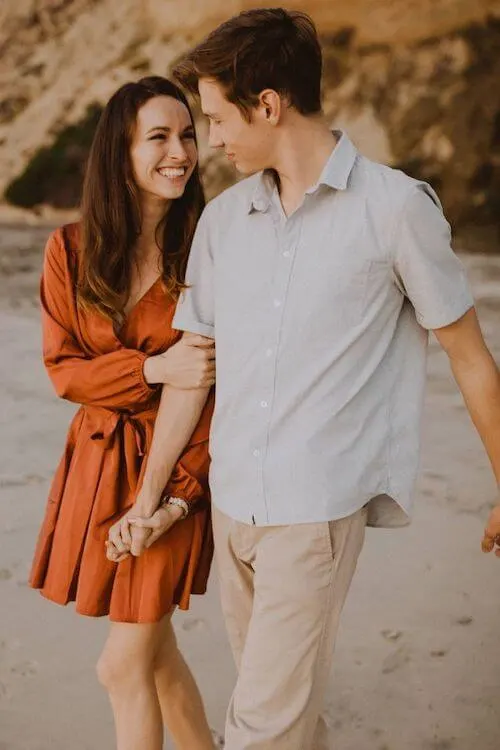 couple photoshoot outfit beach