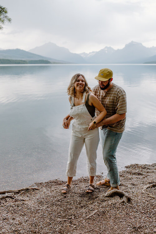 couple photoshoot outfit ideas spring