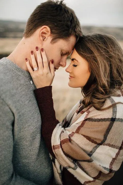 winter engagement session outfit ideas