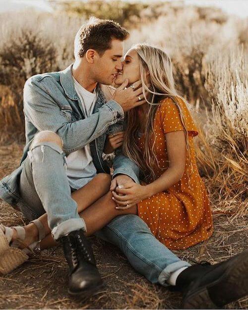 fall couple session outfit ideas