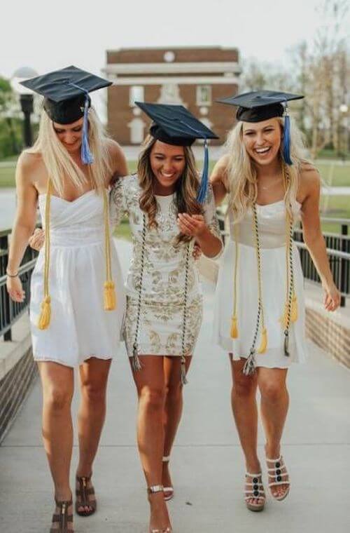 Creative Graduation Photoshoot Ideas For Girls