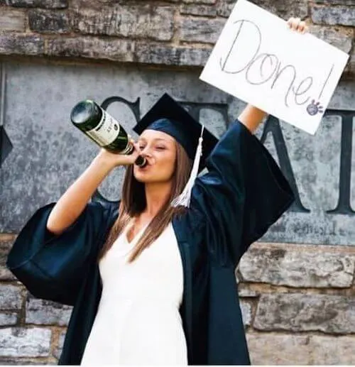 Creative Ideas For Your Graduation Photoshoot