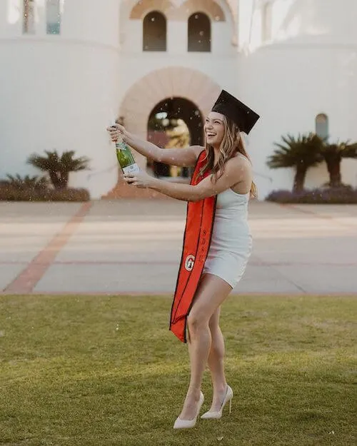 Creative Ideas For Your Graduation Photoshoot